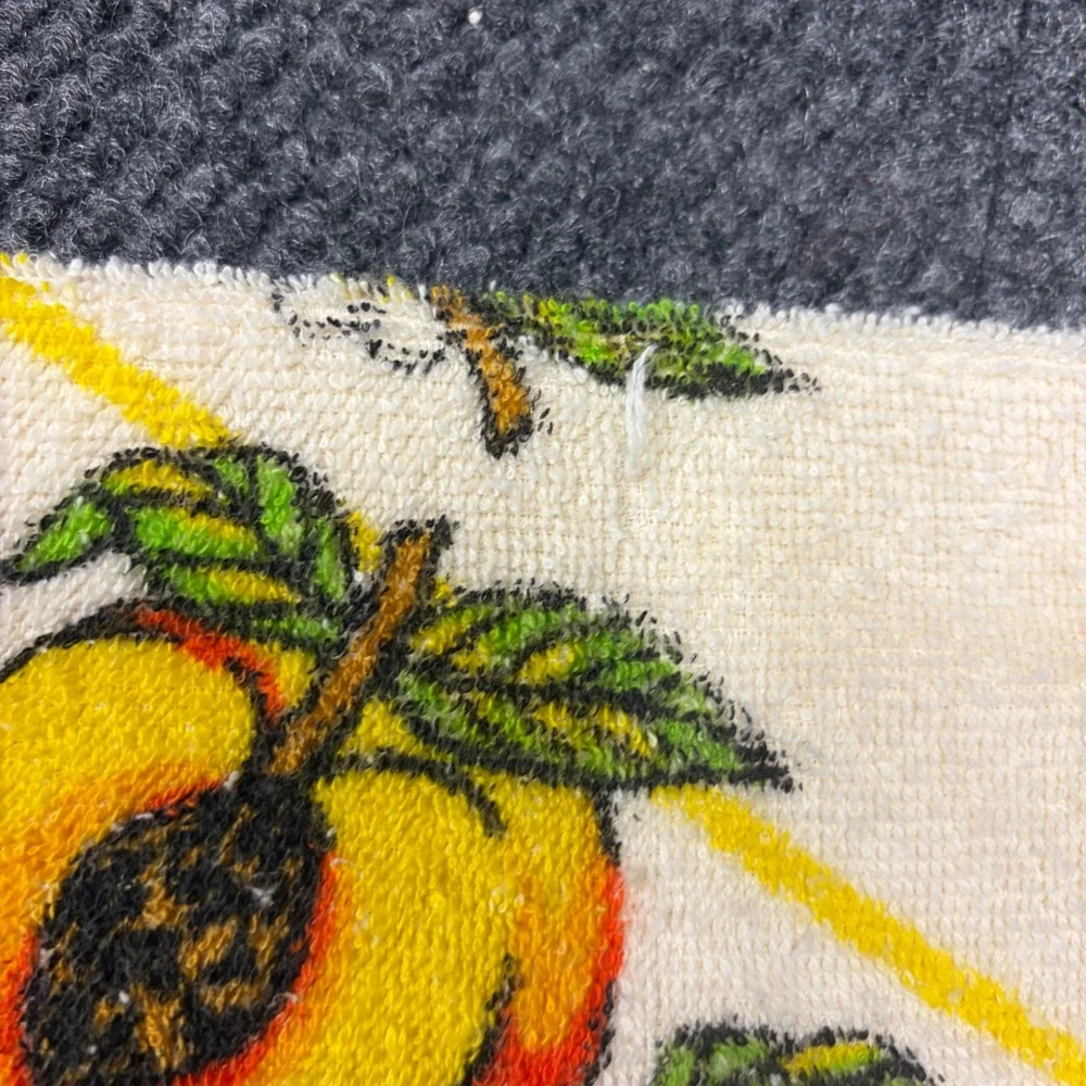 Vintage Kmart Fruit Hand Towel Set Pears Peaches Cotton Cream Retro Kitchen 2pc